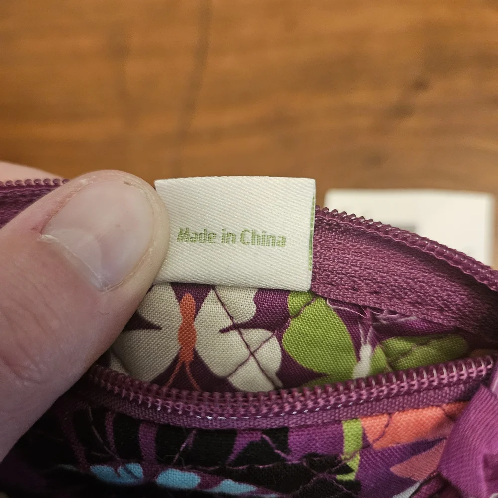New Retired Vera Bradley‎ Coin Purse in Flutterby